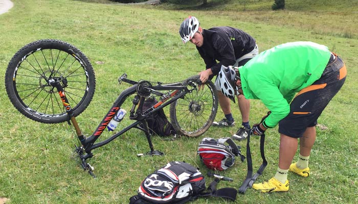 Wichtiges Werkzeug für jede MTB-Tour