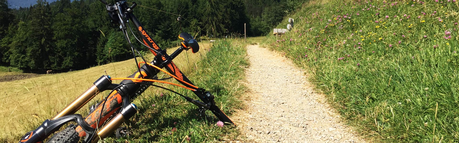 aursütung und hinweise fur richtiges mountainbiken im Allgäu ist die Bike und MTB Ausrüstung sehr wichtig