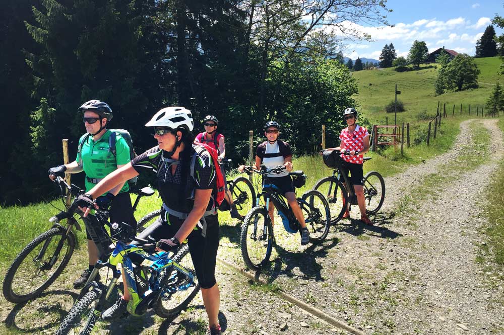 Das lernst du im E-MTB Technik Training